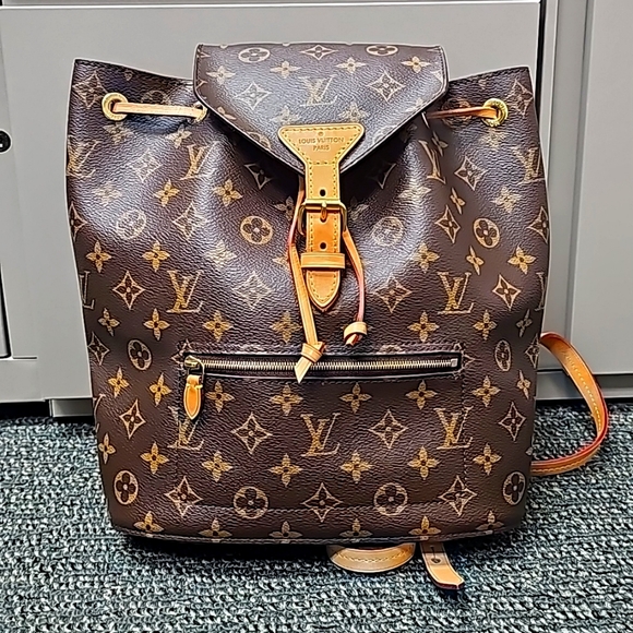 Louis Vuitton Authentic Montsouris backpack PM - Picture 1 of 7
